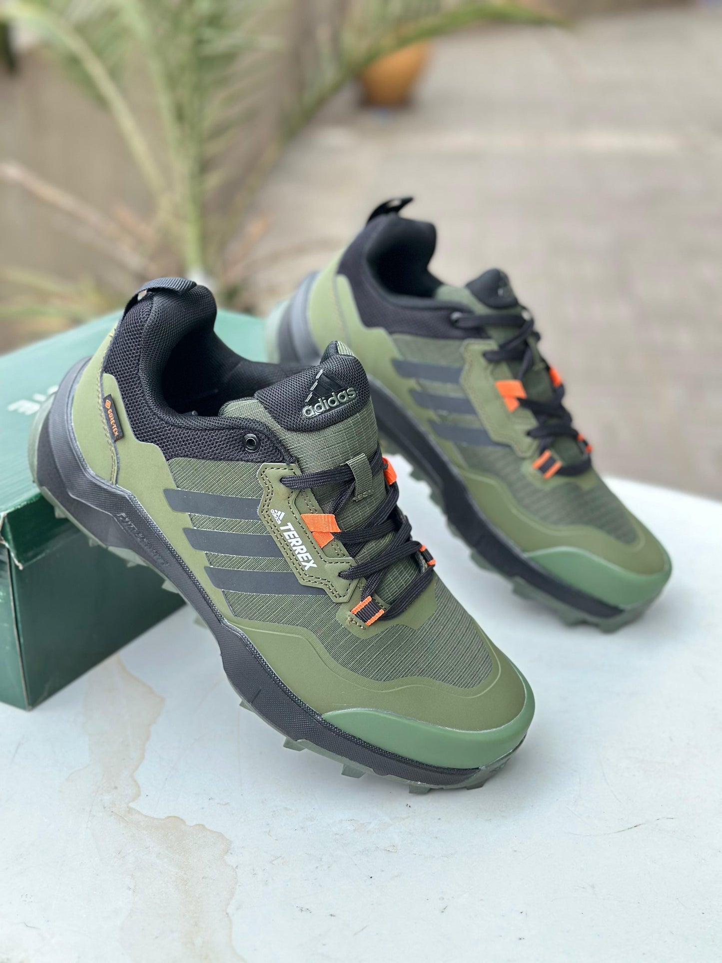 Adidas Terrex Jungle green/grey stripes