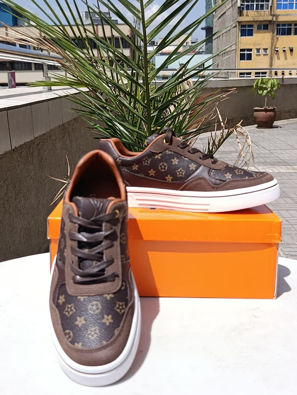 Louis Vuitton Low-Top Dark Brown Monogrammed Casual Sneakers