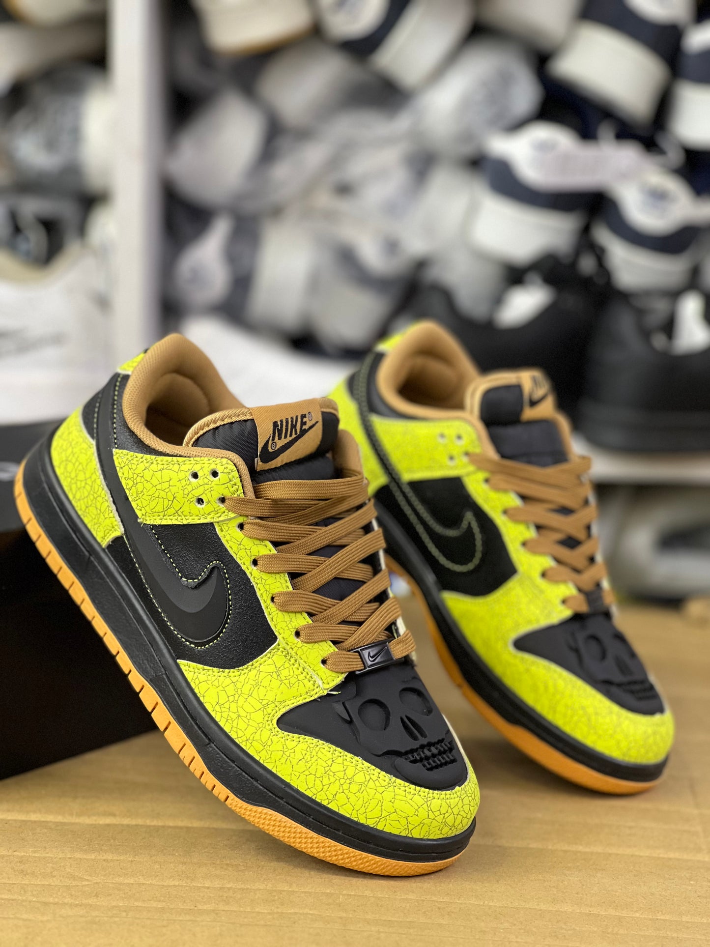 Nike Air Jordan 1 Low Sneakers - Halloween