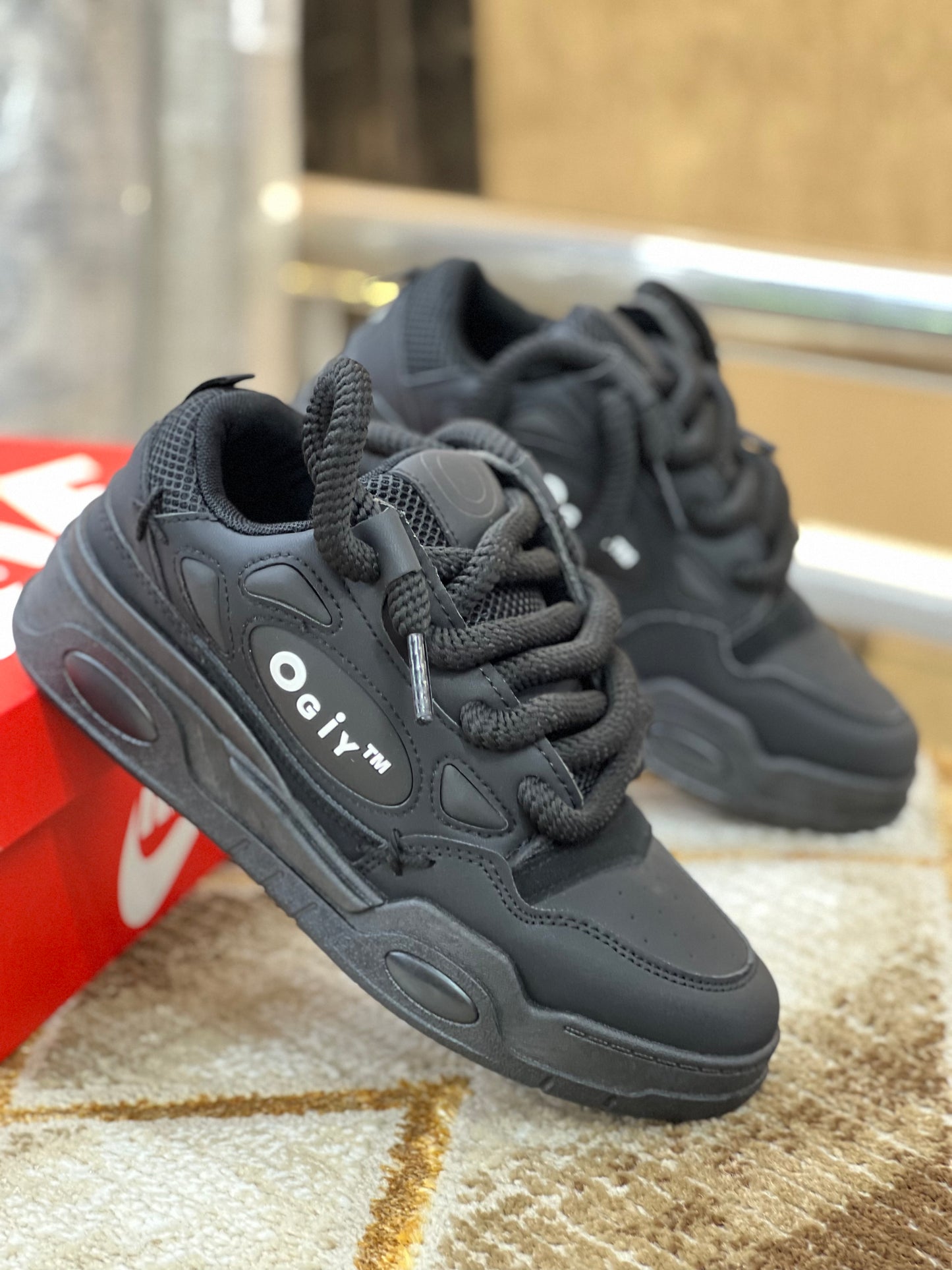 OGIY Fashion Men’s Sneaker