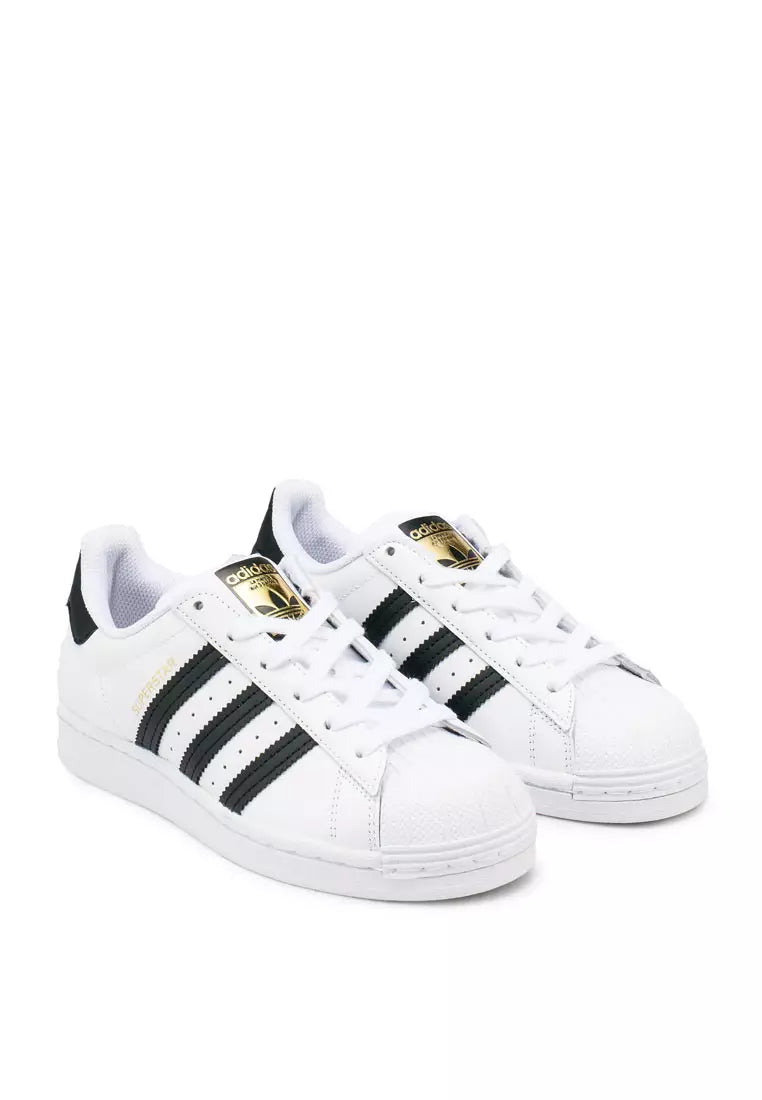 Adidas Superstar Sneakers - Black on white