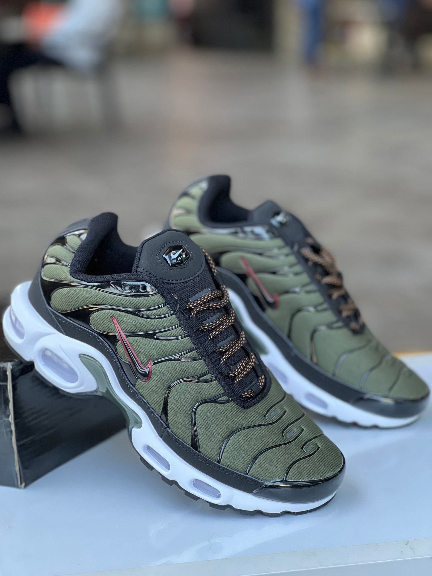 Nike AIRMAX TN plus - Phantom Olive