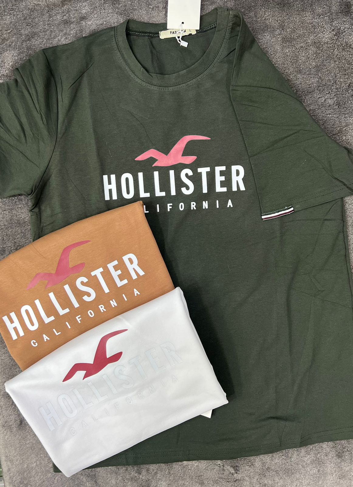 Hollister T-Shirt