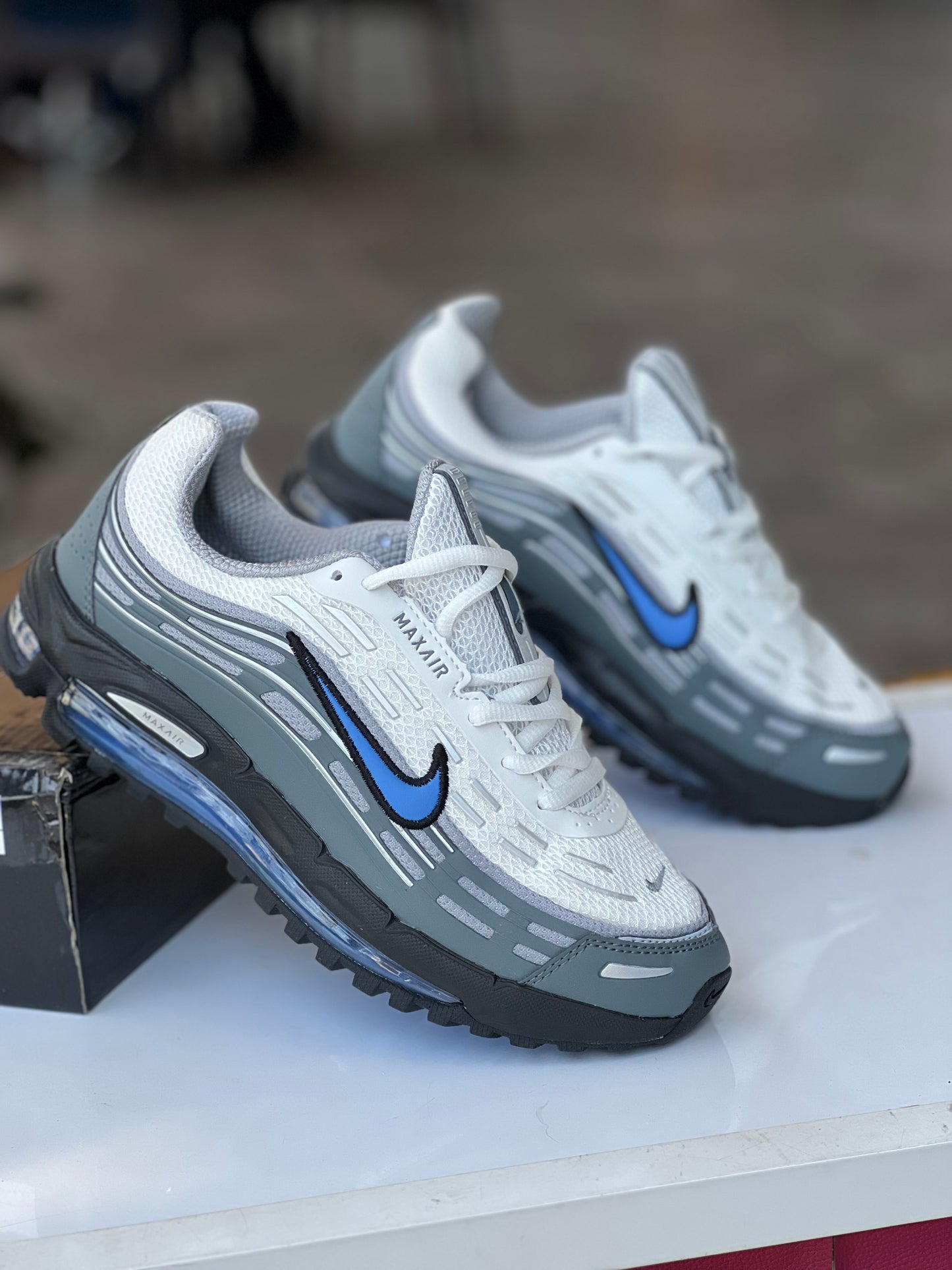 Nike AIRMAX TL 2.5 Sneakers - Obsidian