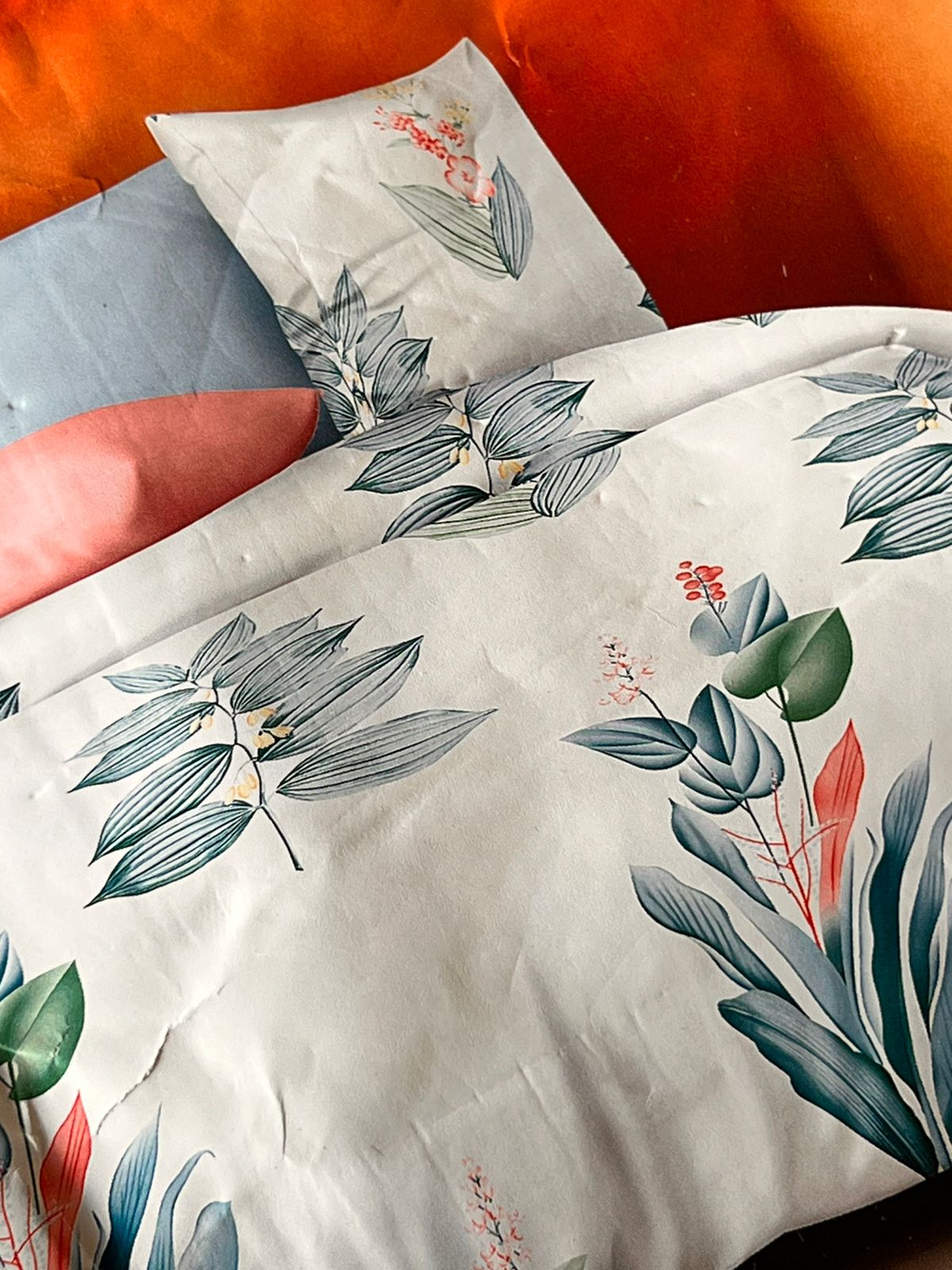 Bed Sheets + Pillow Case Set #002 (Printed) - Off Whites