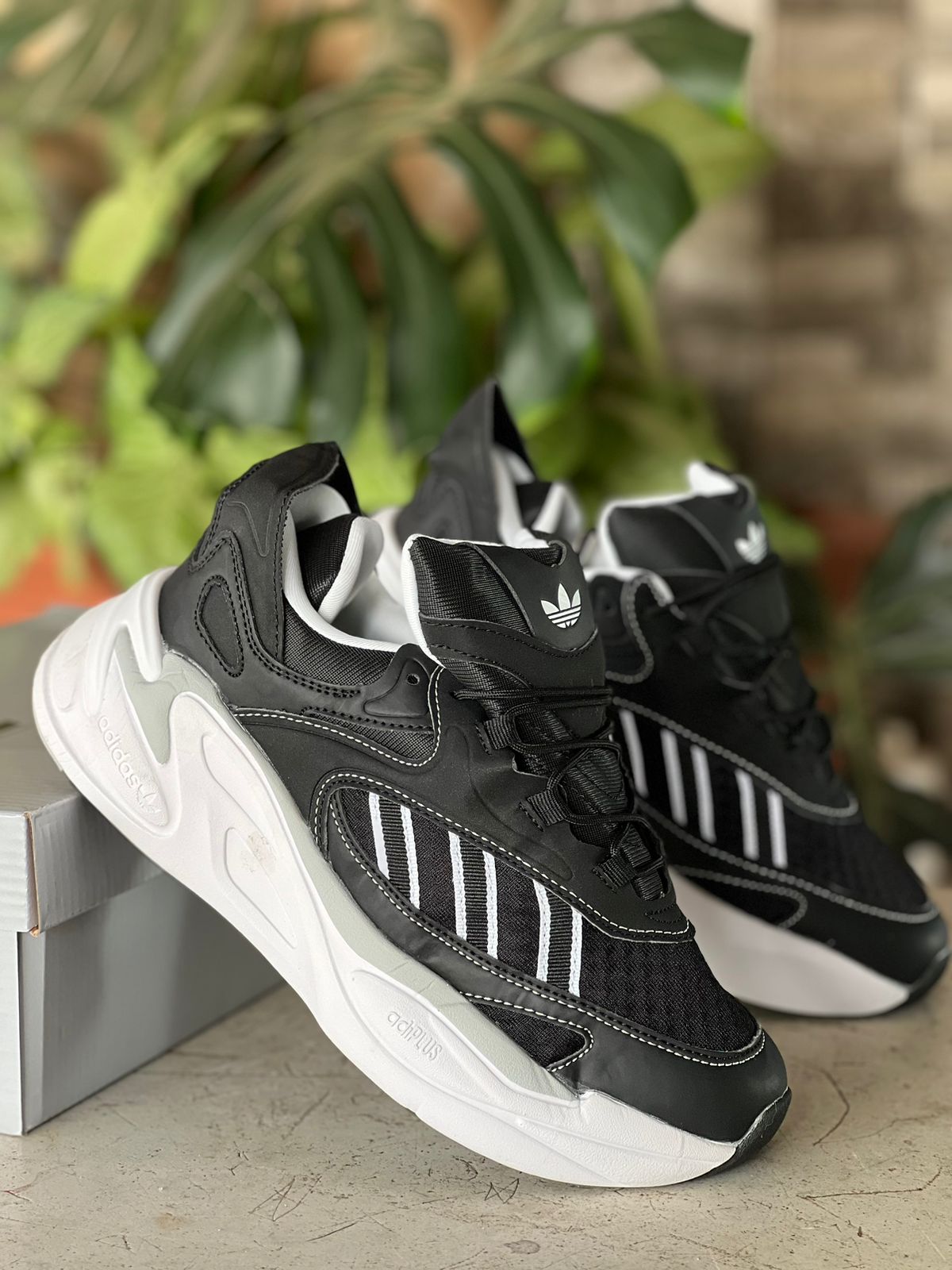 Adidas Ozmorph Sneakers - Black White