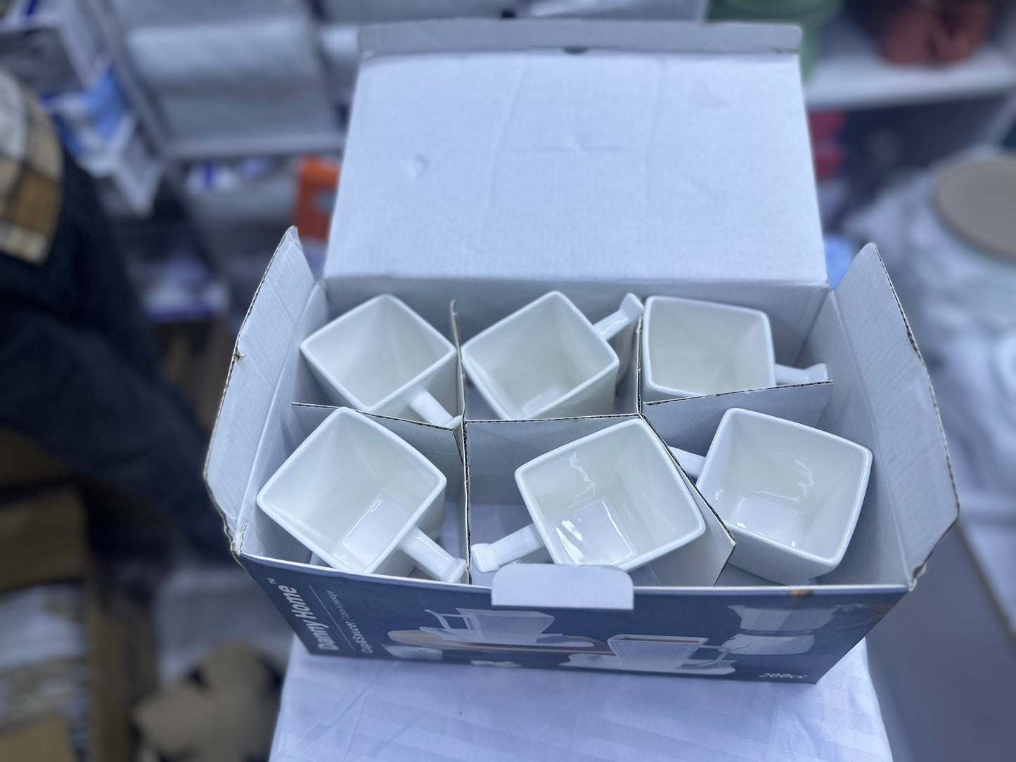 Danny Home 12-Piece Square Cup & Saucer Set