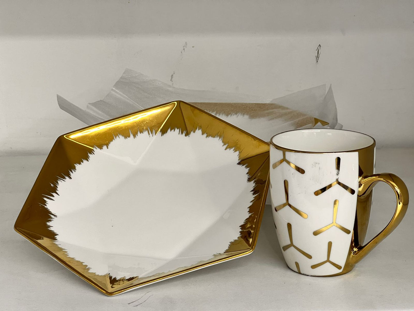 Plates #001 - Gold