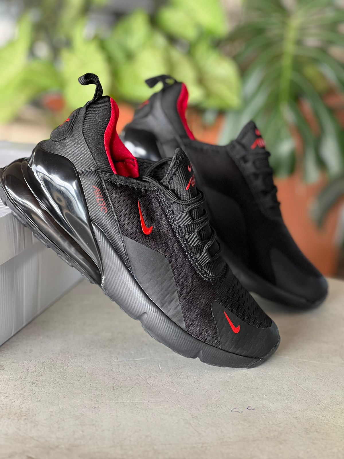 Nike Air Max 270 Sneakers - Black Red