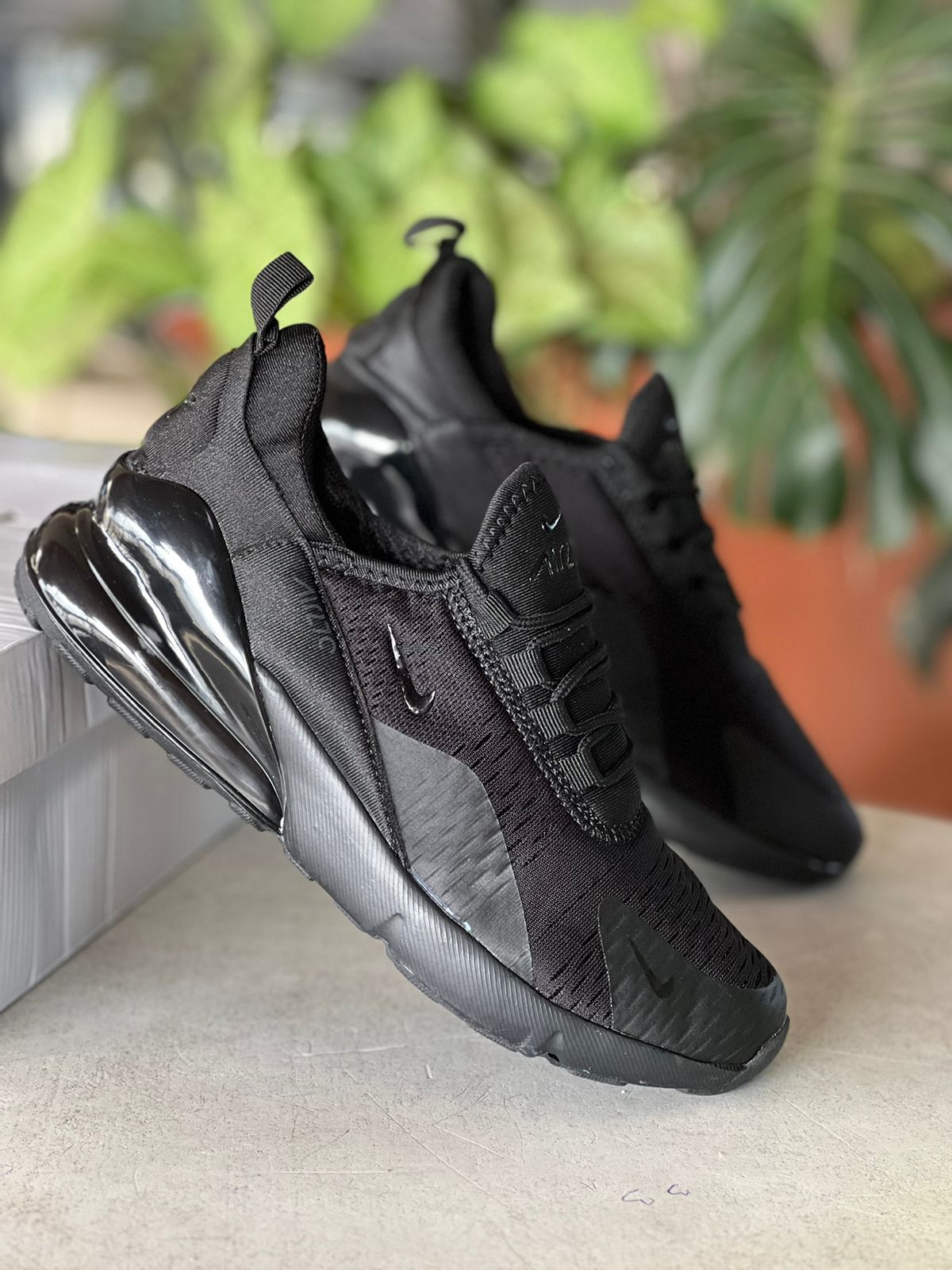 Nike Air Max 270 Sneakers - Black