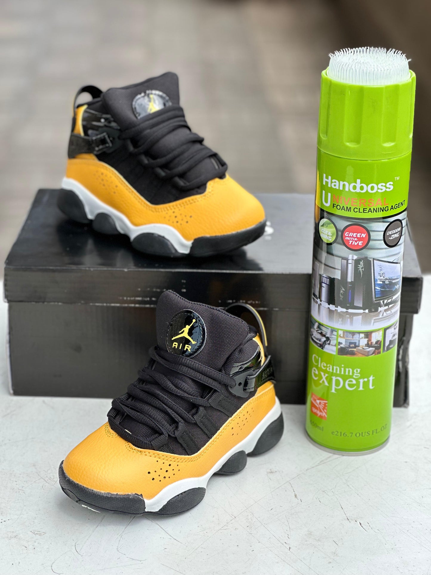 Air Jordan 13 Retro “University Gold” Toddler Sneaker