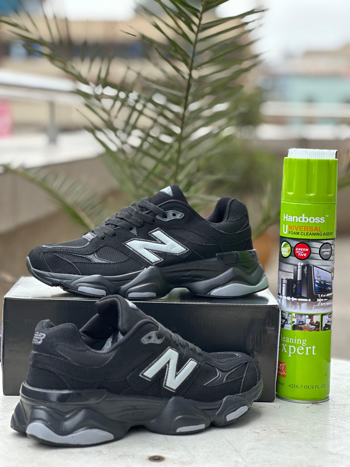 New Balance 9060 – Triple Black