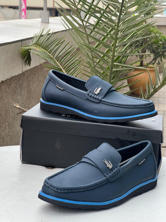 Lacoste Men’s Loafers – Classic Navy Blue with Signature Detailing
