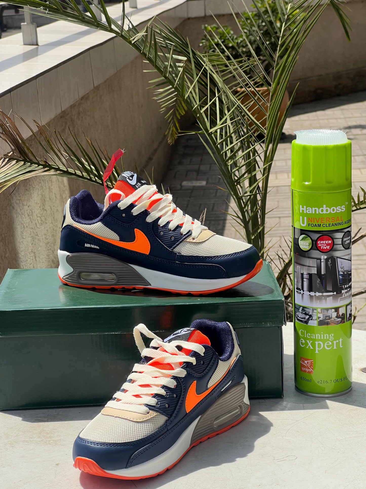 Nike Air Max 90 – Navy/Orange/Beige