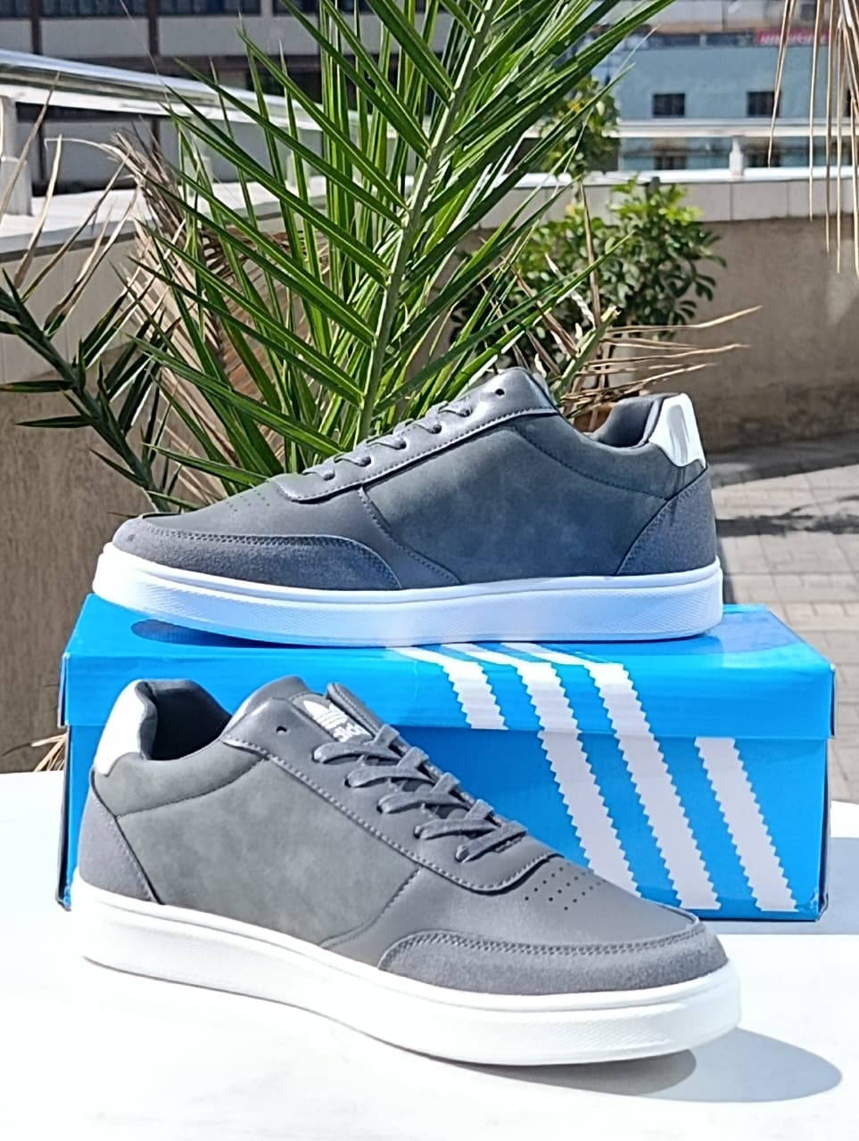 Adidas Casual Sneakers