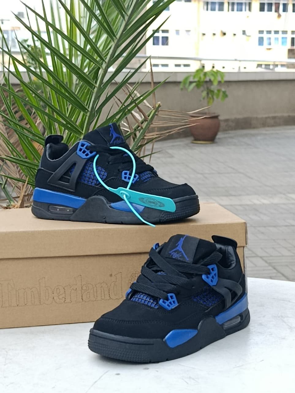 Kids Jordan 4 sneakers-Blue Black sneakers