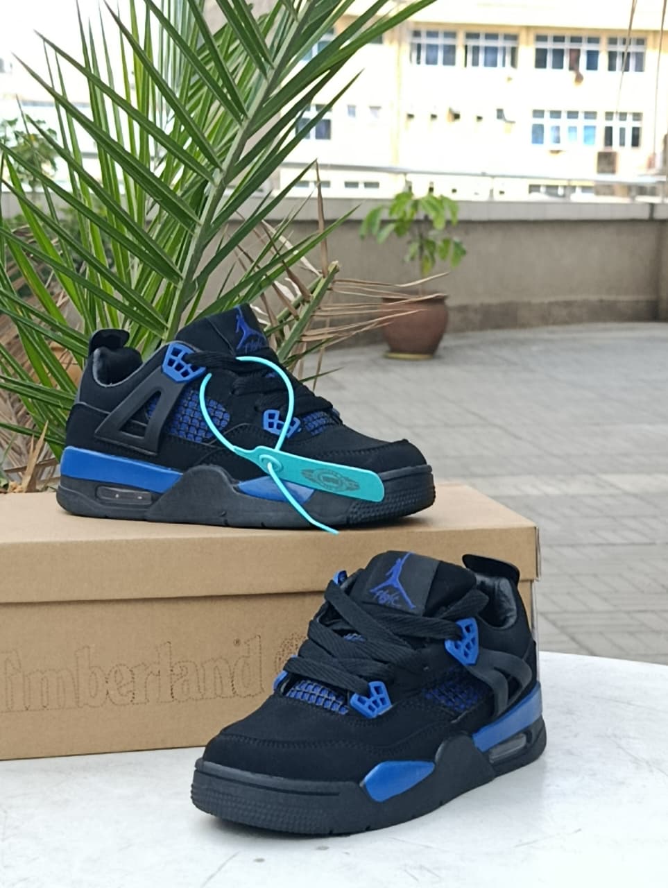 Kids Jordan 4 sneakers-Blue Black sneakers