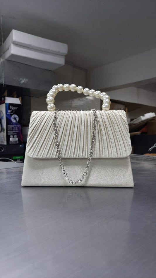 Classic Velvet Emerald Bag.